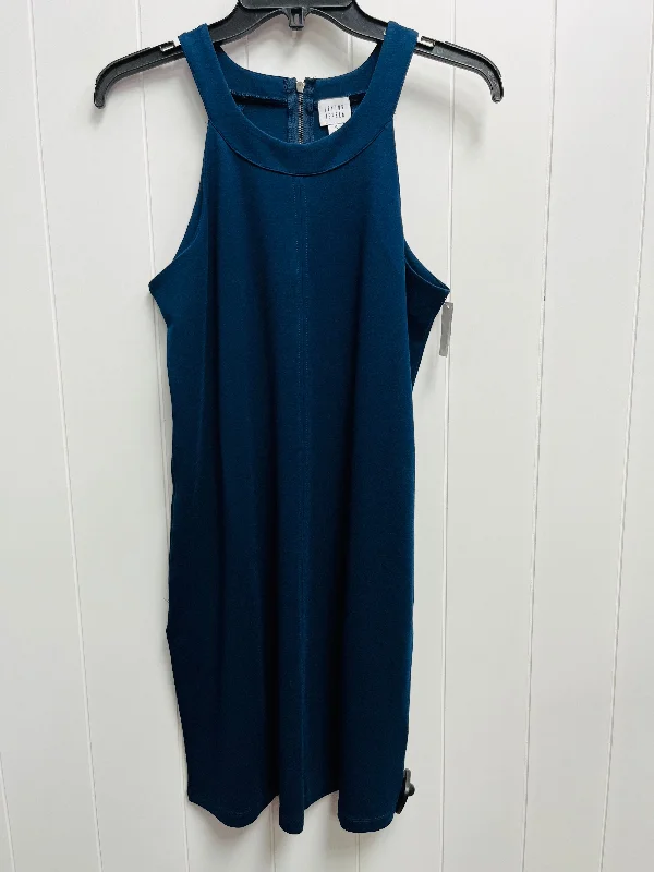 Dress Work By Peyton Jensen In Blue, Size: M Graduation unclassified dresses