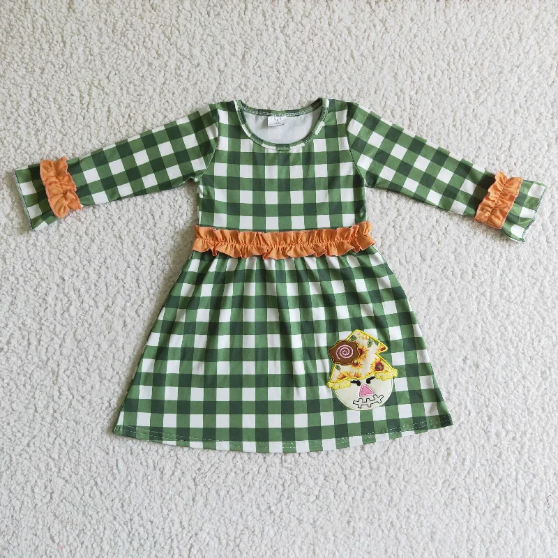 Embroidery Green plaid orange frilly cute girl dress Best-selling unclassified dresses