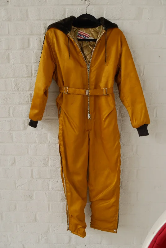 United Ski suit insulated 1950s  Vintage hooded ski suit Lounge unclassified dresses