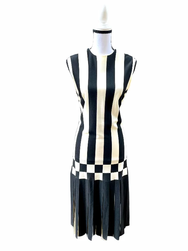 Vintage Mod Black & White Striped Dress Cocktail unclassified dresses